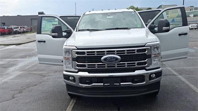 new 2025 Ford F-350 car, priced at $84,888