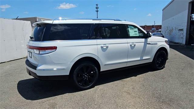 new 2024 Lincoln Navigator car, priced at $104,095