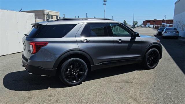 new 2024 Ford Explorer car, priced at $48,095