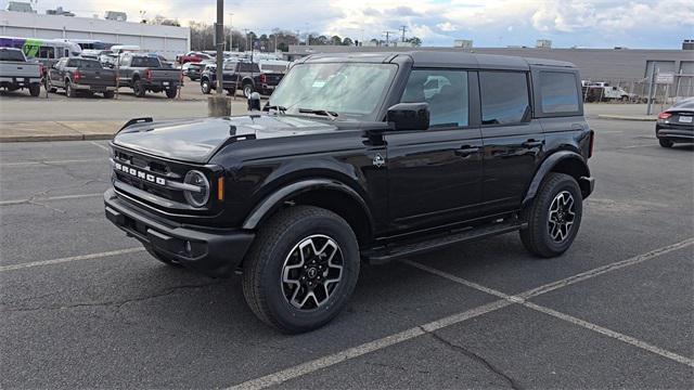 new 2024 Ford Bronco car, priced at $45,595