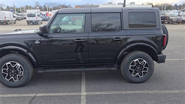 new 2024 Ford Bronco car, priced at $45,595