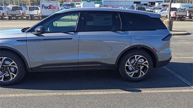 new 2024 Lincoln Nautilus car, priced at $59,995