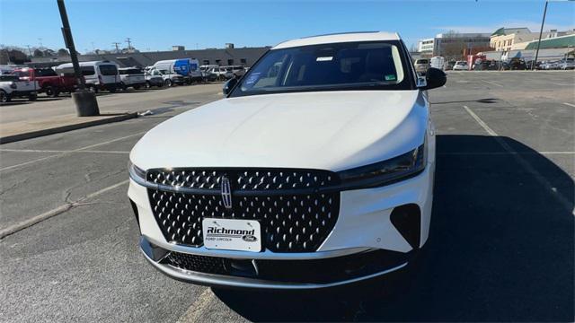 new 2025 Lincoln Nautilus car, priced at $57,195