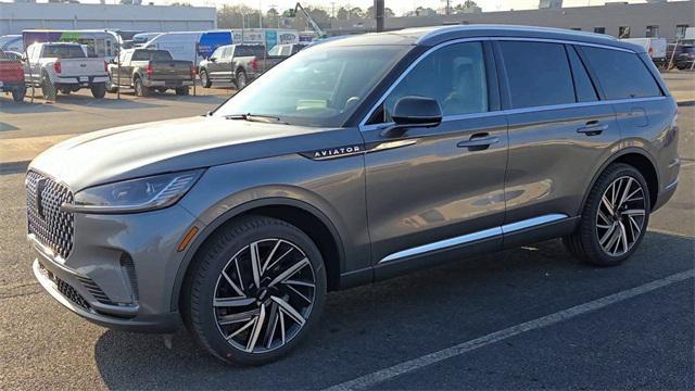 new 2025 Lincoln Aviator car, priced at $76,095