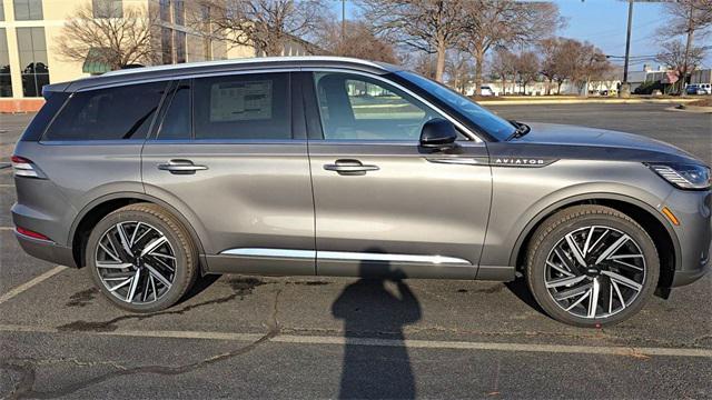 new 2025 Lincoln Aviator car, priced at $76,095