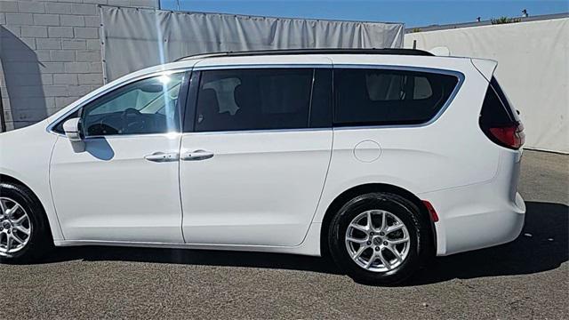 used 2022 Chrysler Pacifica car, priced at $20,624