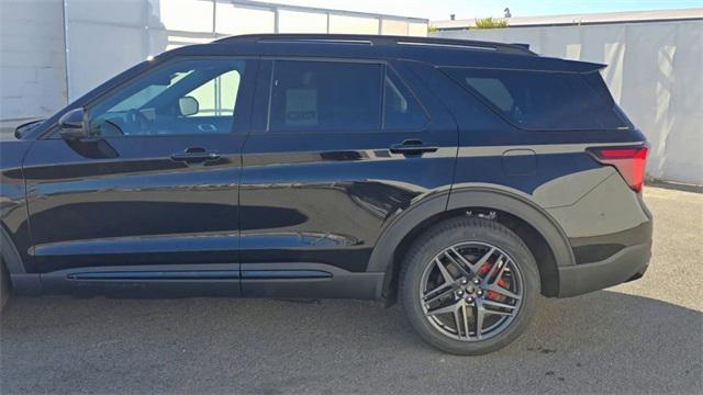 new 2025 Ford Explorer car, priced at $55,095