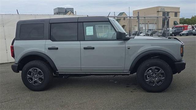 new 2024 Ford Bronco car, priced at $43,095