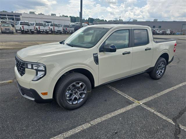 new 2025 Ford Maverick car, priced at $32,395