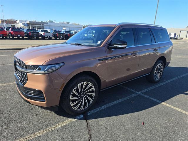 new 2025 Lincoln Navigator car, priced at $121,115