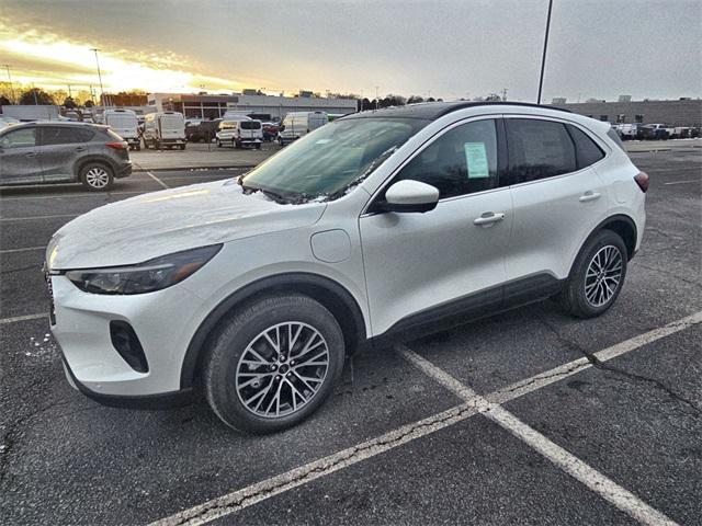 new 2025 Ford Escape car, priced at $40,995