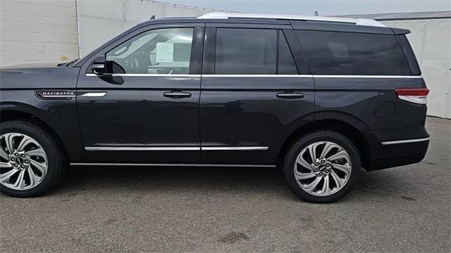 new 2024 Lincoln Navigator car, priced at $104,380