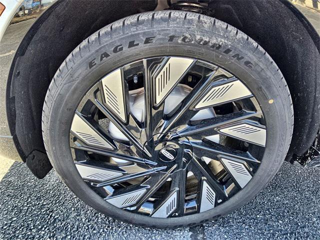 new 2025 Lincoln Nautilus car, priced at $63,495