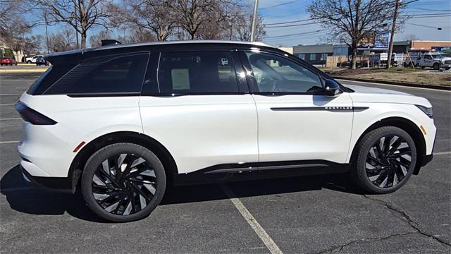 new 2025 Lincoln Nautilus car, priced at $63,495