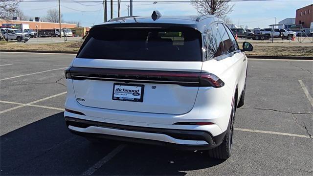 new 2025 Lincoln Nautilus car, priced at $63,495