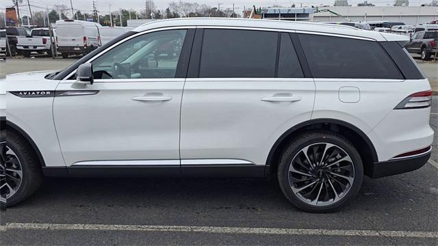 new 2025 Lincoln Aviator car, priced at $74,375