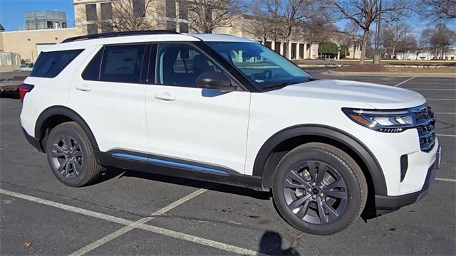 new 2025 Ford Explorer car, priced at $45,595