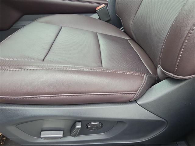 new 2025 Ford Explorer car, priced at $48,295