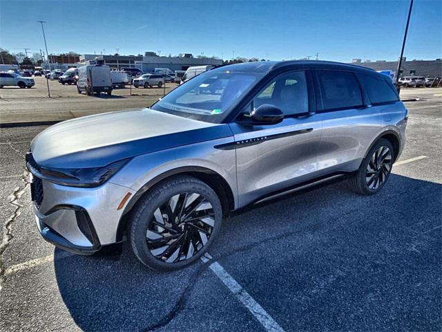 new 2025 Lincoln Nautilus car, priced at $63,095