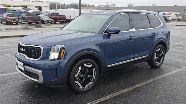 used 2023 Kia Telluride car, priced at $28,580