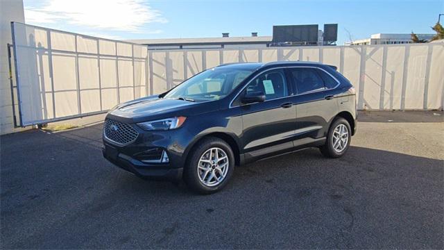 new 2024 Ford Edge car, priced at $42,214