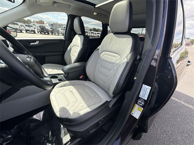 used 2023 Ford Escape PHEV car, priced at $27,588