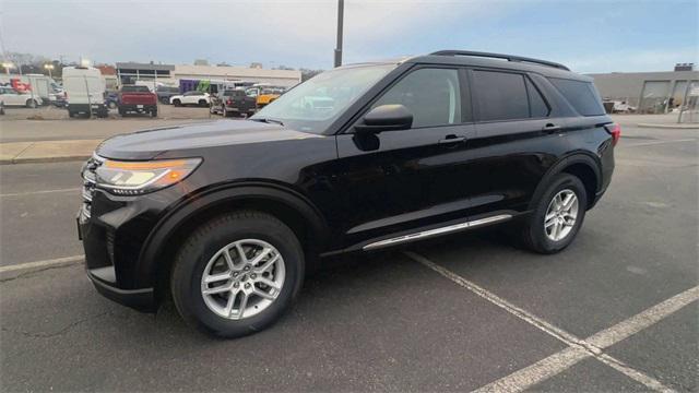 new 2025 Ford Explorer car, priced at $38,095