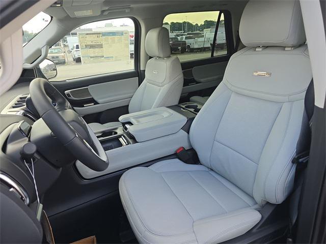 new 2025 Ford Expedition car, priced at $79,730