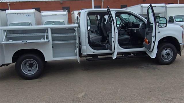 new 2025 Ford F-350 car, priced at $89,988