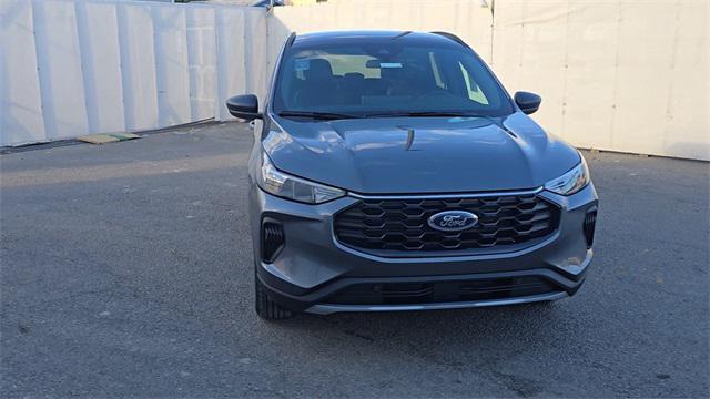 new 2025 Ford Escape car, priced at $32,995