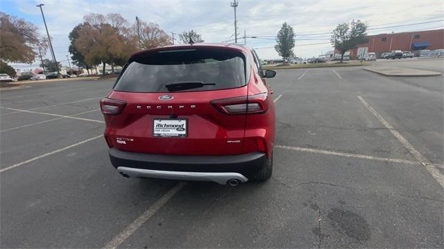 new 2025 Ford Escape car, priced at $32,880