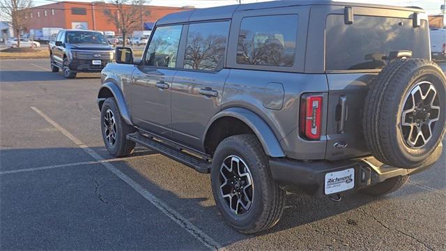 new 2024 Ford Bronco car, priced at $46,095