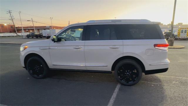 new 2024 Lincoln Navigator car, priced at $99,295