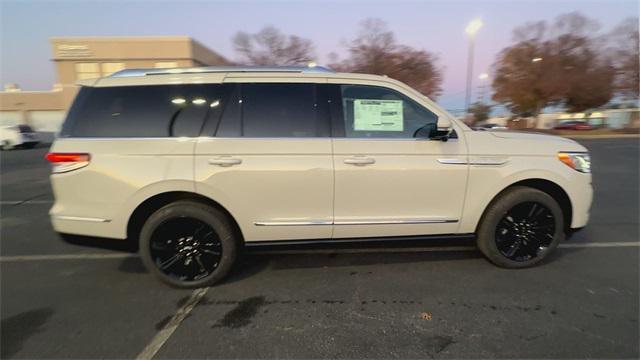 new 2024 Lincoln Navigator car, priced at $99,295