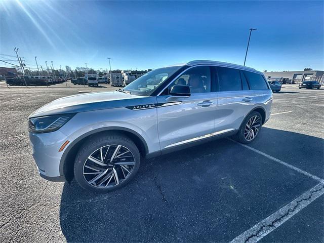 new 2025 Lincoln Aviator car, priced at $73,095