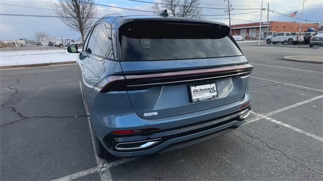 new 2025 Lincoln Nautilus car, priced at $59,995