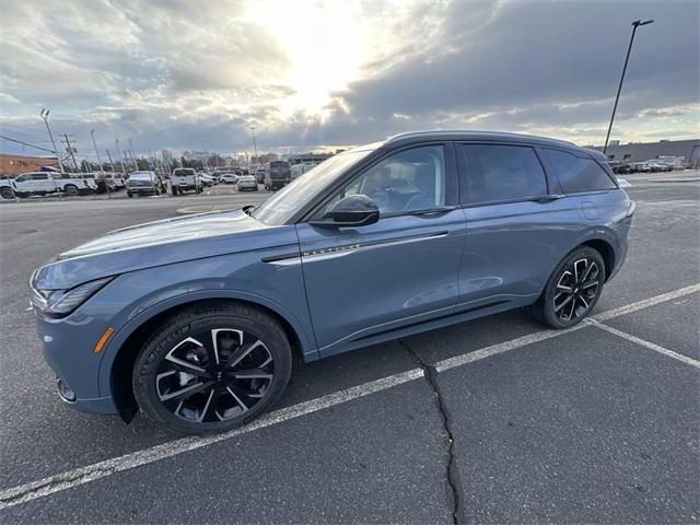 new 2025 Lincoln Nautilus car, priced at $59,995