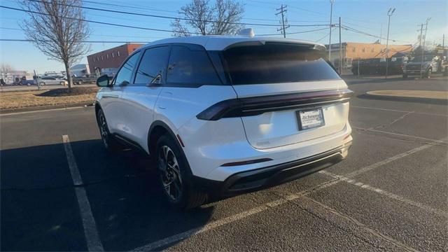 new 2025 Lincoln Nautilus car, priced at $55,095