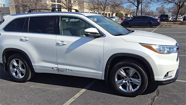 used 2015 Toyota Highlander car, priced at $22,270