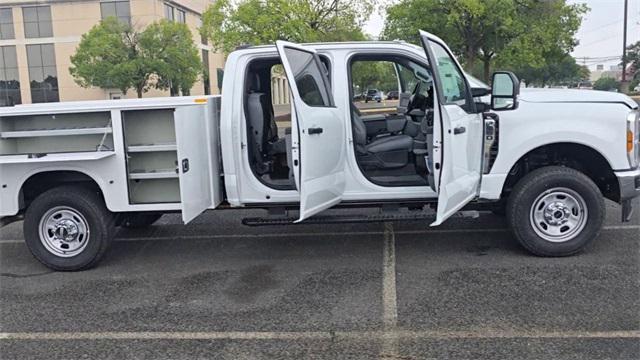 new 2025 Ford F-350 car, priced at $75,988