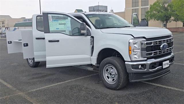 new 2025 Ford F-350 car, priced at $75,988