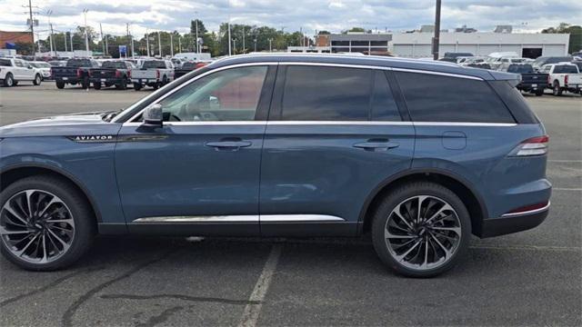new 2025 Lincoln Aviator car, priced at $74,995