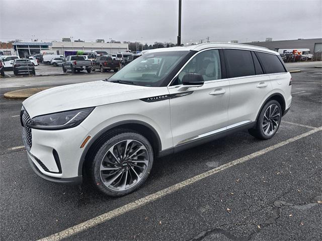 new 2025 Lincoln Aviator car, priced at $72,695