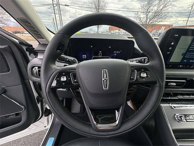 new 2025 Lincoln Aviator car, priced at $68,275