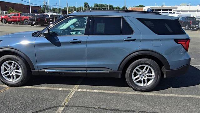 new 2025 Ford Explorer car, priced at $37,895