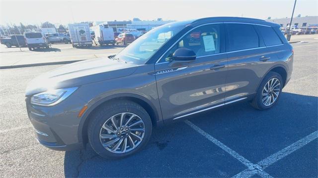 new 2025 Lincoln Corsair car, priced at $49,995