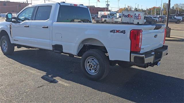 new 2024 Ford F-350 car, priced at $66,200