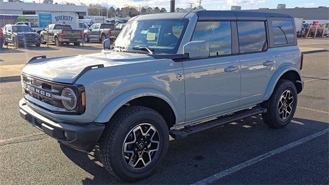 new 2024 Ford Bronco car, priced at $44,995