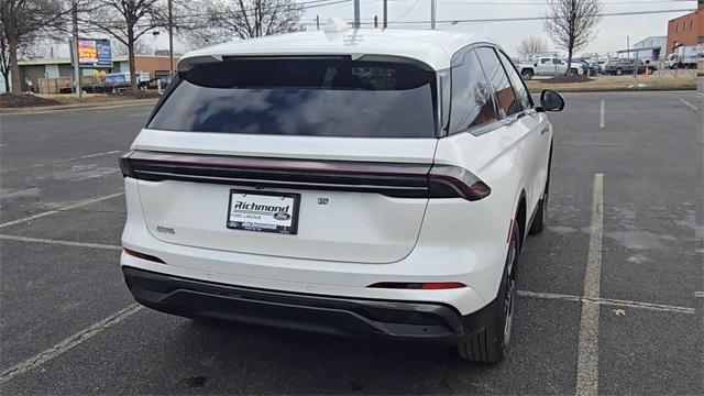 new 2025 Lincoln Nautilus car, priced at $59,695