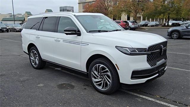 new 2025 Lincoln Navigator car, priced at $100,988